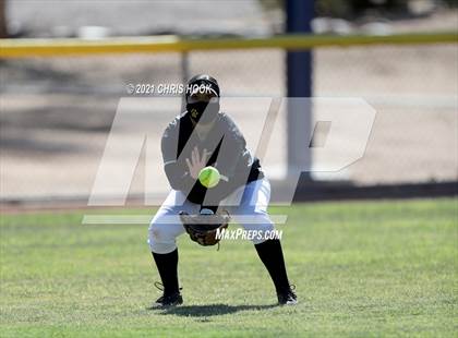 Thumbnail 2 in Douglas @ Sahuarita photogallery.