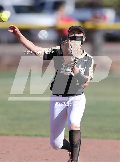 Thumbnail 3 in Douglas @ Sahuarita photogallery.
