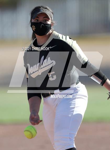 Thumbnail 3 in Douglas @ Sahuarita photogallery.