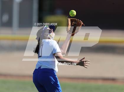 Thumbnail 1 in Douglas @ Sahuarita photogallery.