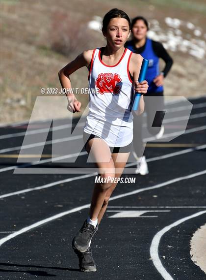 Thumbnail 3 in Peña Relays photogallery.