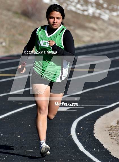 Thumbnail 2 in Peña Relays photogallery.
