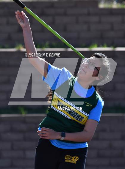 Thumbnail 2 in Peña Relays photogallery.