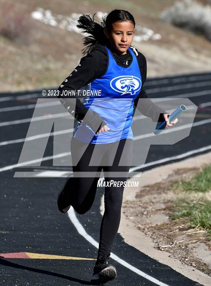Thumbnail 2 in Peña Relays photogallery.