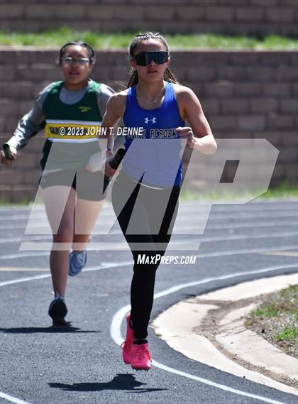 Thumbnail 2 in Peña Relays photogallery.