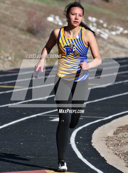 Thumbnail 2 in Peña Relays photogallery.