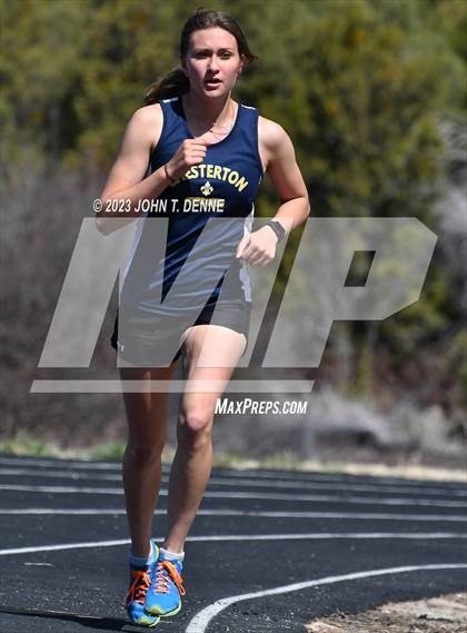 Thumbnail 1 in Peña Relays photogallery.