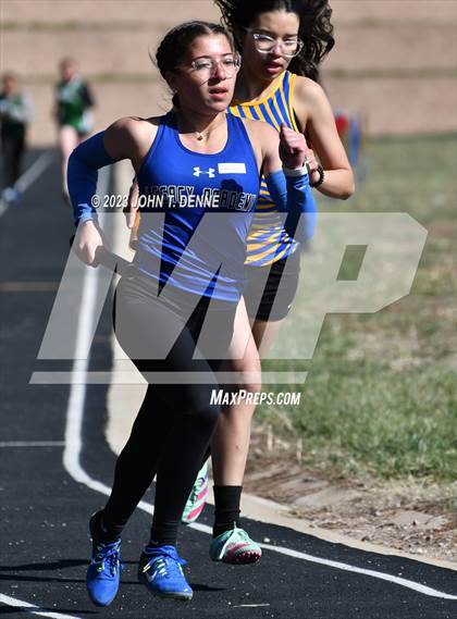 Thumbnail 3 in Peña Relays photogallery.