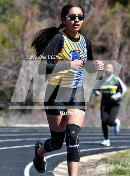 Thumbnail 1 in Peña Relays photogallery.