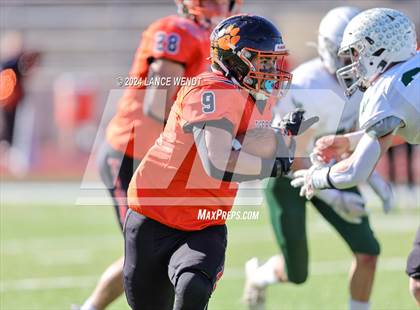 Thumbnail 3 in Stratton vs. Cheyenne Wells (CHSAA 6-Man Final) photogallery.
