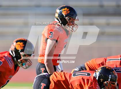 Thumbnail 3 in Stratton vs. Cheyenne Wells (CHSAA 6-Man Final) photogallery.