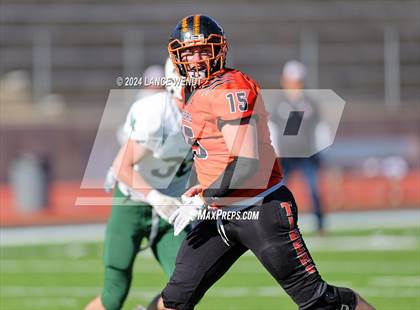 Thumbnail 3 in Stratton vs. Cheyenne Wells (CHSAA 6-Man Final) photogallery.