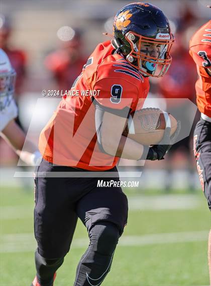 Thumbnail 1 in Stratton vs. Cheyenne Wells (CHSAA 6-Man Final) photogallery.
