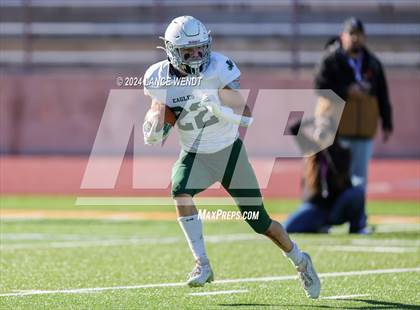 Thumbnail 1 in Stratton vs. Cheyenne Wells (CHSAA 6-Man Final) photogallery.