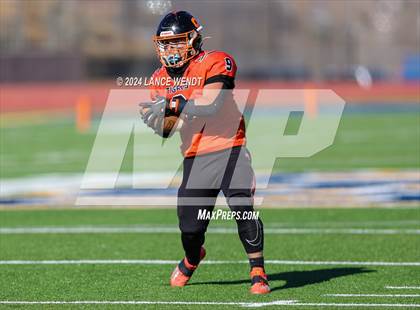 Thumbnail 3 in Stratton vs. Cheyenne Wells (CHSAA 6-Man Final) photogallery.