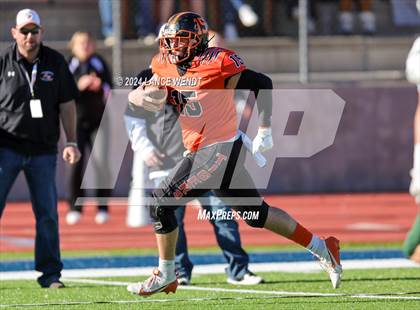 Thumbnail 2 in Stratton vs. Cheyenne Wells (CHSAA 6-Man Final) photogallery.