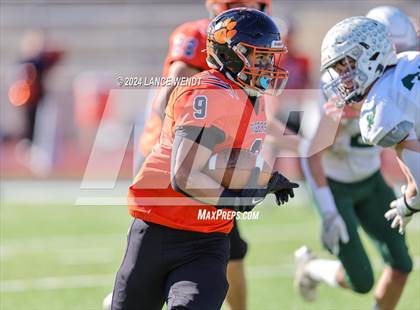 Thumbnail 1 in Stratton vs. Cheyenne Wells (CHSAA 6-Man Final) photogallery.