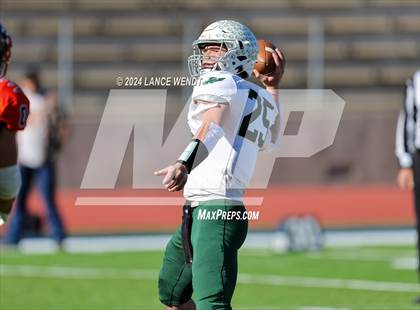 Thumbnail 2 in Stratton vs. Cheyenne Wells (CHSAA 6-Man Final) photogallery.