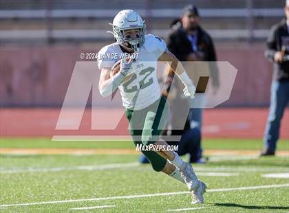Thumbnail 1 in Stratton vs. Cheyenne Wells (CHSAA 6-Man Final) photogallery.