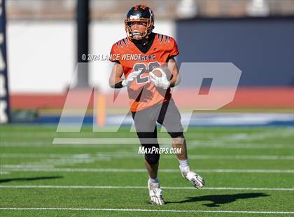Thumbnail 3 in Stratton vs. Cheyenne Wells (CHSAA 6-Man Final) photogallery.