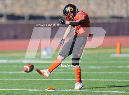 Thumbnail 3 in Stratton vs. Cheyenne Wells (CHSAA 6-Man Final) photogallery.