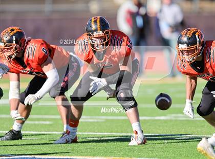Thumbnail 2 in Stratton vs. Cheyenne Wells (CHSAA 6-Man Final) photogallery.