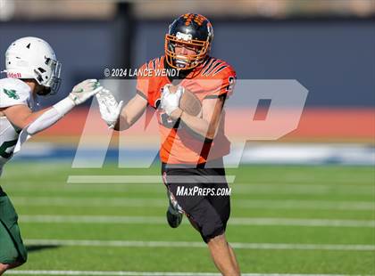 Thumbnail 1 in Stratton vs. Cheyenne Wells (CHSAA 6-Man Final) photogallery.