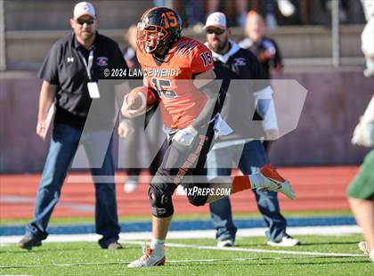 Thumbnail 3 in Stratton vs. Cheyenne Wells (CHSAA 6-Man Final) photogallery.