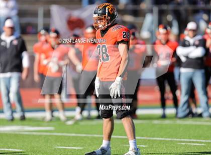 Thumbnail 3 in Stratton vs. Cheyenne Wells (CHSAA 6-Man Final) photogallery.