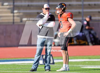 Thumbnail 2 in Stratton vs. Cheyenne Wells (CHSAA 6-Man Final) photogallery.