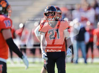 Thumbnail 3 in Stratton vs. Cheyenne Wells (CHSAA 6-Man Final) photogallery.