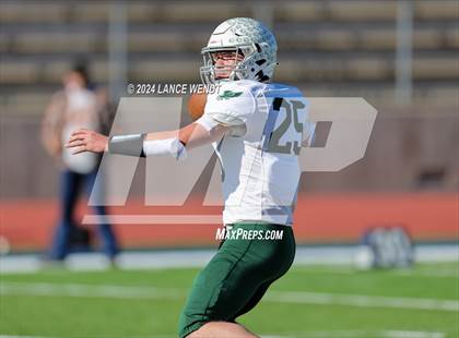 Thumbnail 1 in Stratton vs. Cheyenne Wells (CHSAA 6-Man Final) photogallery.