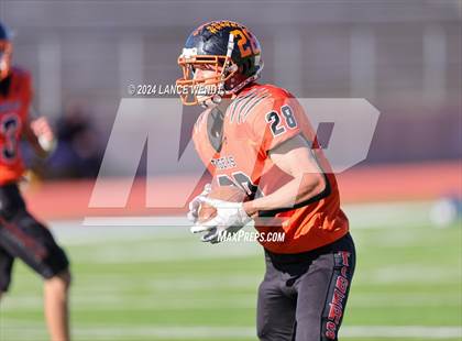 Thumbnail 1 in Stratton vs. Cheyenne Wells (CHSAA 6-Man Final) photogallery.