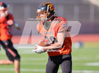 Thumbnail 2 in Stratton vs. Cheyenne Wells (CHSAA 6-Man Final) photogallery.