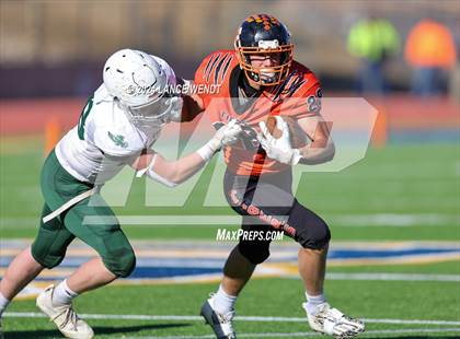 Thumbnail 3 in Stratton vs. Cheyenne Wells (CHSAA 6-Man Final) photogallery.