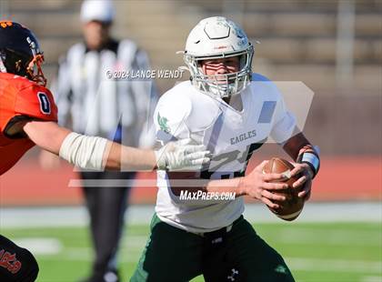 Thumbnail 3 in Stratton vs. Cheyenne Wells (CHSAA 6-Man Final) photogallery.