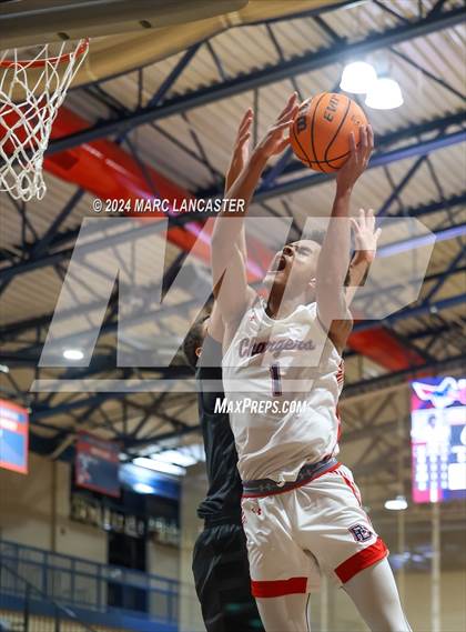 Thumbnail 3 in JSerra Catholic @ Providence Day photogallery.