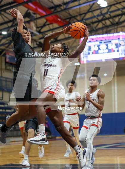 Thumbnail 2 in JSerra Catholic @ Providence Day photogallery.