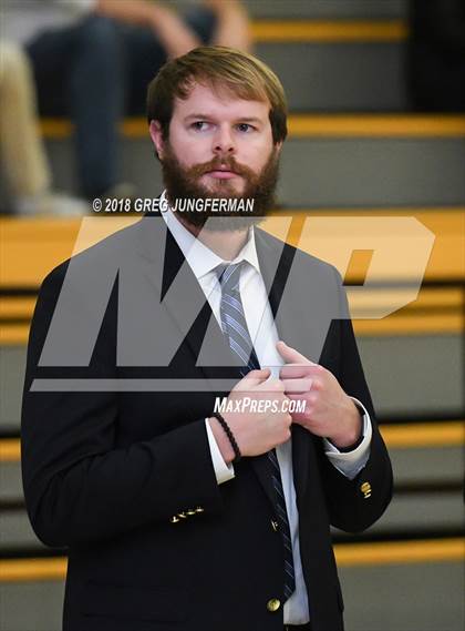 Thumbnail 2 in Marin Catholic @ Branson photogallery.