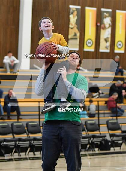 Thumbnail 3 in Marin Catholic @ Branson photogallery.