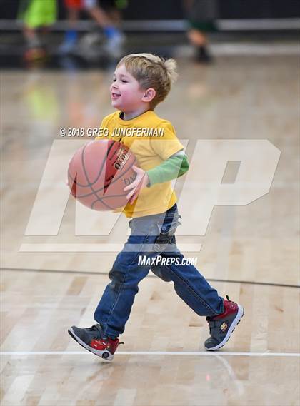 Thumbnail 2 in Marin Catholic @ Branson photogallery.