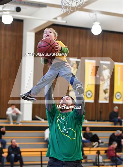 Thumbnail 3 in Marin Catholic @ Branson photogallery.