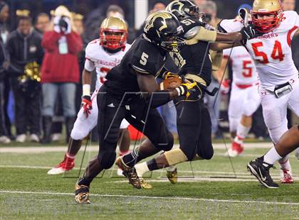 Thumbnail 2 in Bergen Catholic vs. Paramus Catholic (NJSIAA Non Public Group 4 Final) photogallery.
