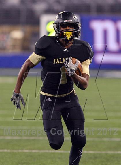 Thumbnail 2 in Bergen Catholic vs. Paramus Catholic (NJSIAA Non Public Group 4 Final) photogallery.