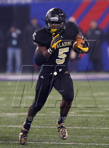 Thumbnail 2 in Bergen Catholic vs. Paramus Catholic (NJSIAA Non Public Group 4 Final) photogallery.