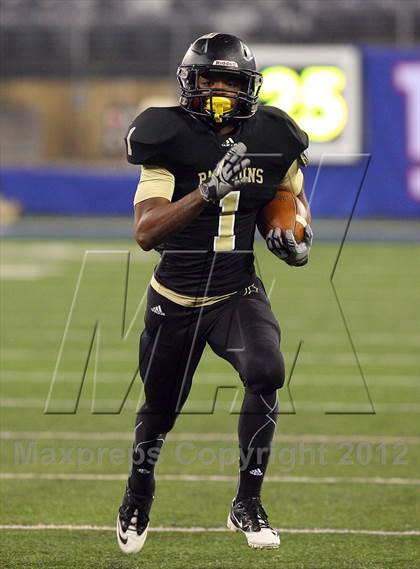 Thumbnail 1 in Bergen Catholic vs. Paramus Catholic (NJSIAA Non Public Group 4 Final) photogallery.