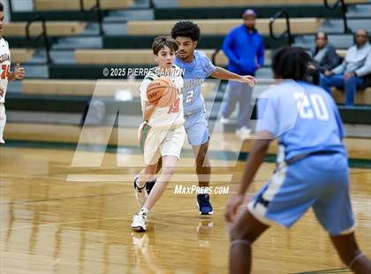 Thumbnail 2 in Millbrook @ Kettle Run photogallery.