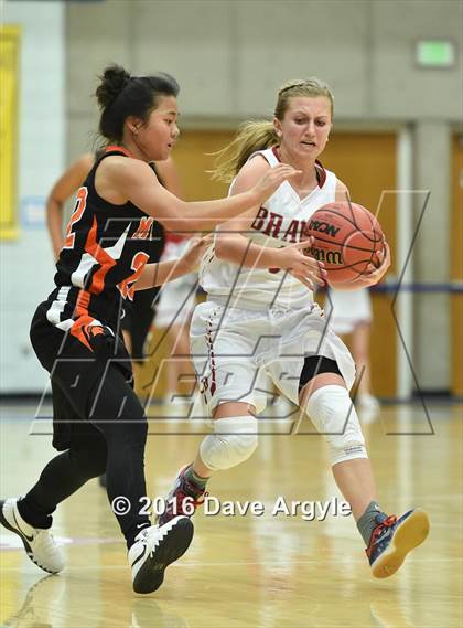 Thumbnail 1 in Bountiful vs. Murray (UHSAA 4A First Round) photogallery.