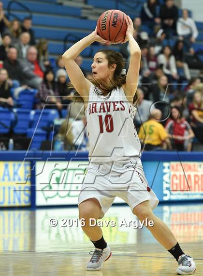 Thumbnail 3 in Bountiful vs. Murray (UHSAA 4A First Round) photogallery.
