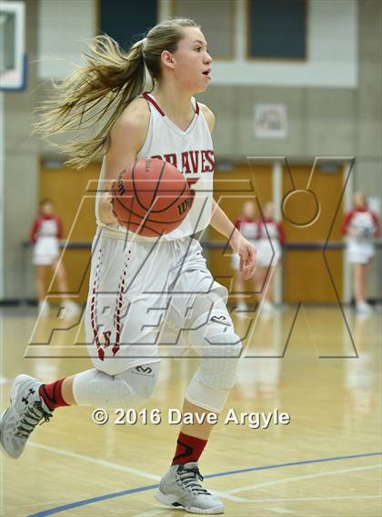 Thumbnail 2 in Bountiful vs. Murray (UHSAA 4A First Round) photogallery.